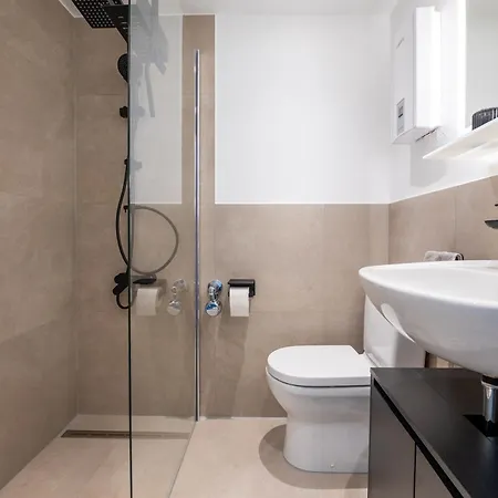 City-apartment Mit Parkplatz, Balkon Und Kueche * Trier